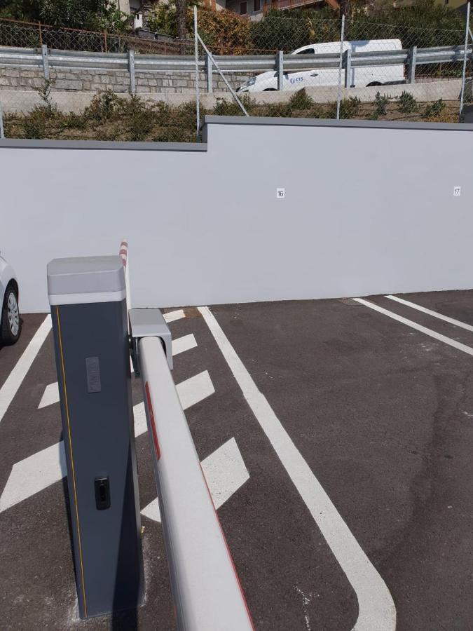 Gardainn Cologna Tenno Luaran gambar